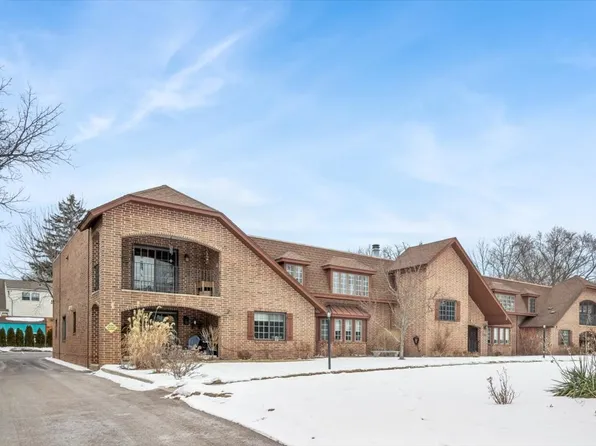 330 Highwood Ave APT 2B, Highwood, IL 60040