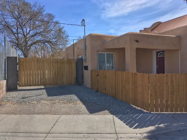 814 Edith Blvd NE, Albuquerque, NM