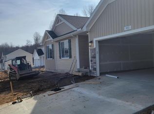 953 Skyview Trl, Ionia, MI 48846
