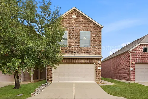 17142 Amarose Dr Photo 1