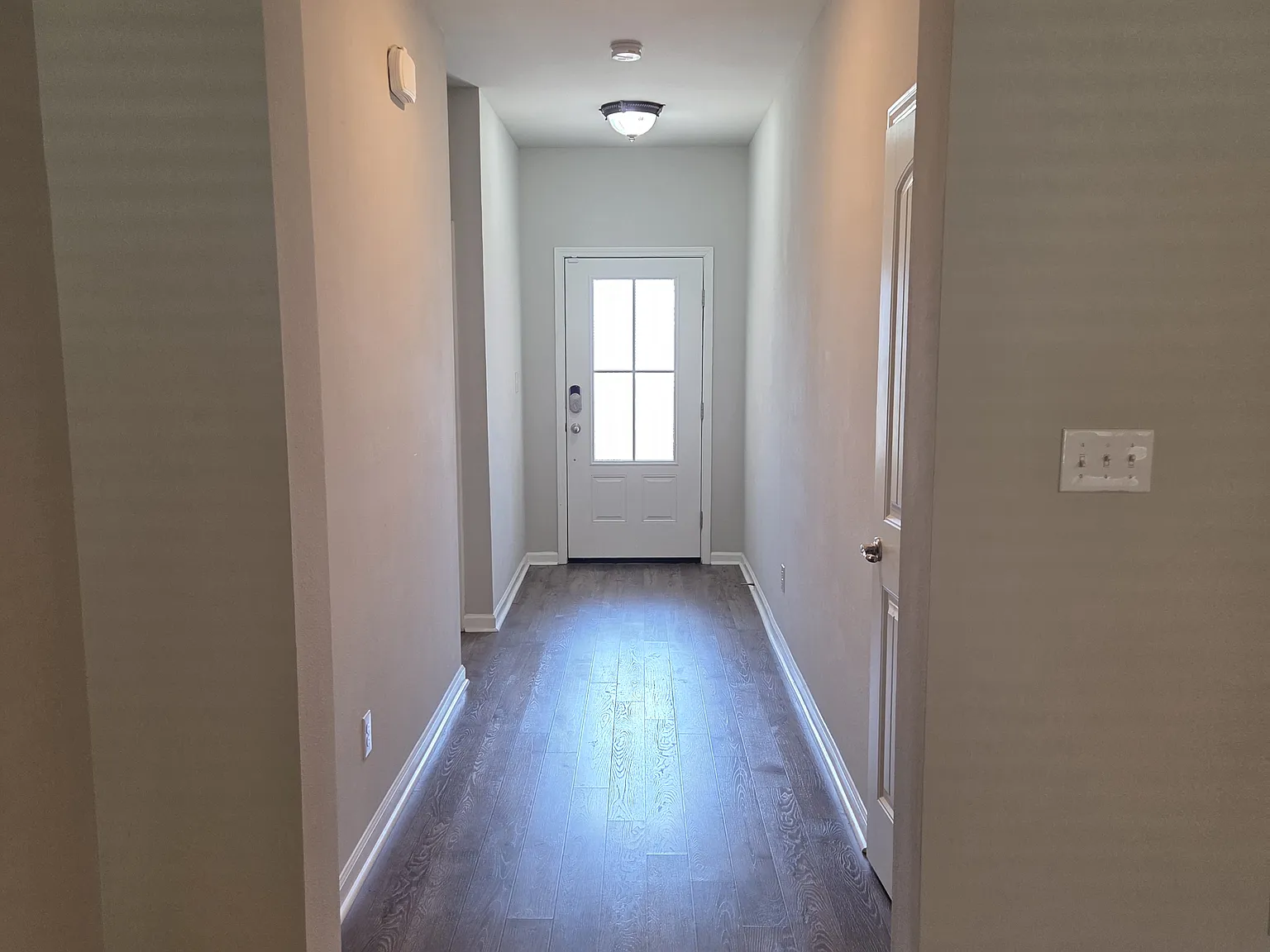 39356 Legacy Lake Dr — Photo 2