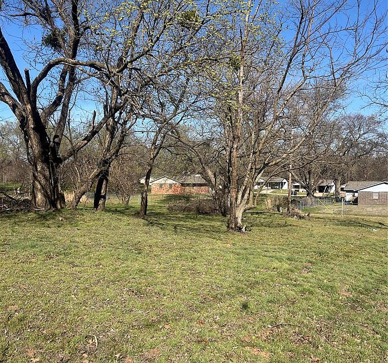 1st image of 825 S Philadelphia Ave Lot 19-22