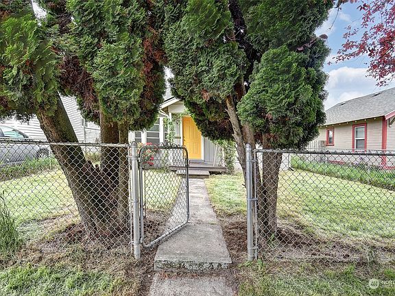 3rd image of 341 20th Avenue