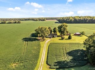 399 Ebenezer Church Rd, Hague, VA 22469