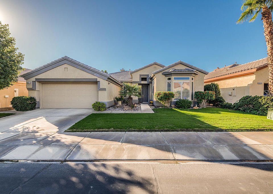 1st image of 80571 Hoylake Dr