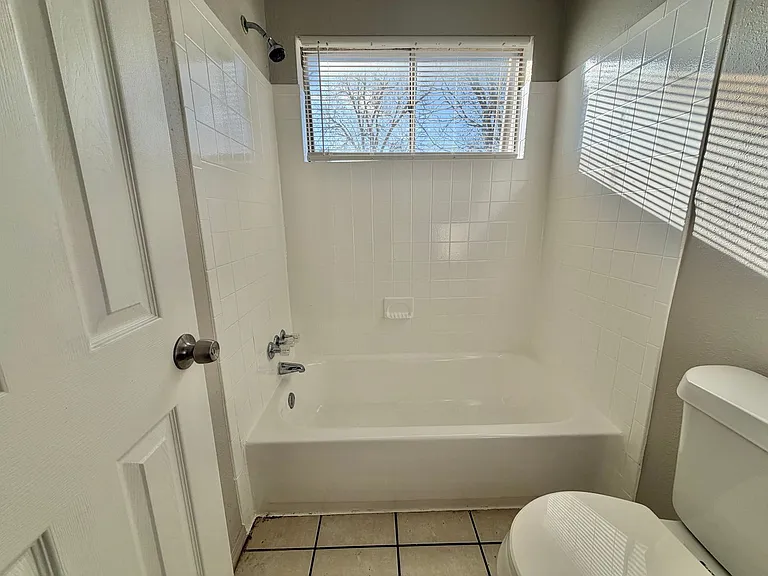7321 Melrose Ln — Photo 14