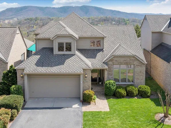 5010 Hunting Hills Cir, Roanoke, VA 24018