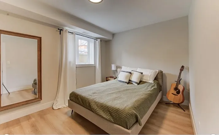 188 Stanley Ave — Photo 8
