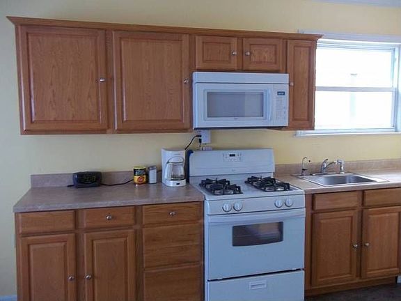 3rd image of 8901 239th St