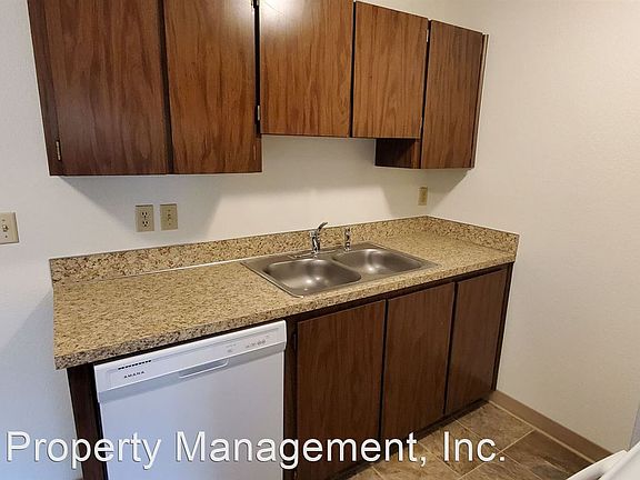 5th image of 728 Church St NE #26