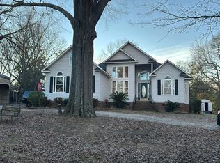 2090 Adelaide St, Newberry, SC 29108