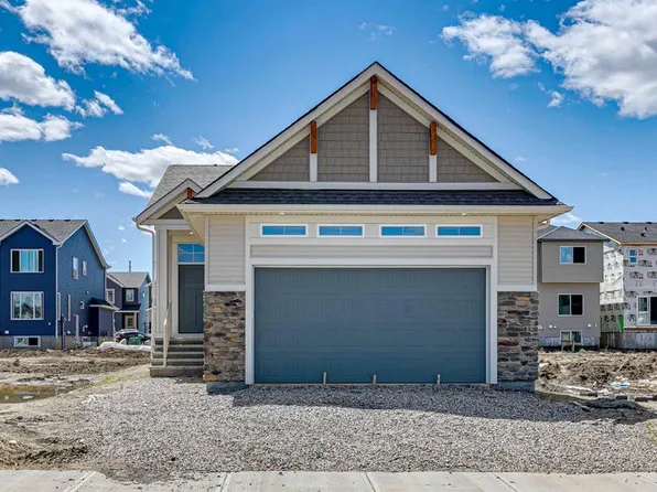 31 N Hotchkiss Ave SE, Calgary, AB T3S 0T5