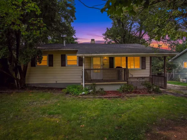 1002 Dornell Ave, Lansing, MI 48910