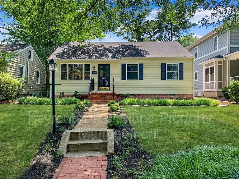 4809 Leonard Pkwy — Photo 2