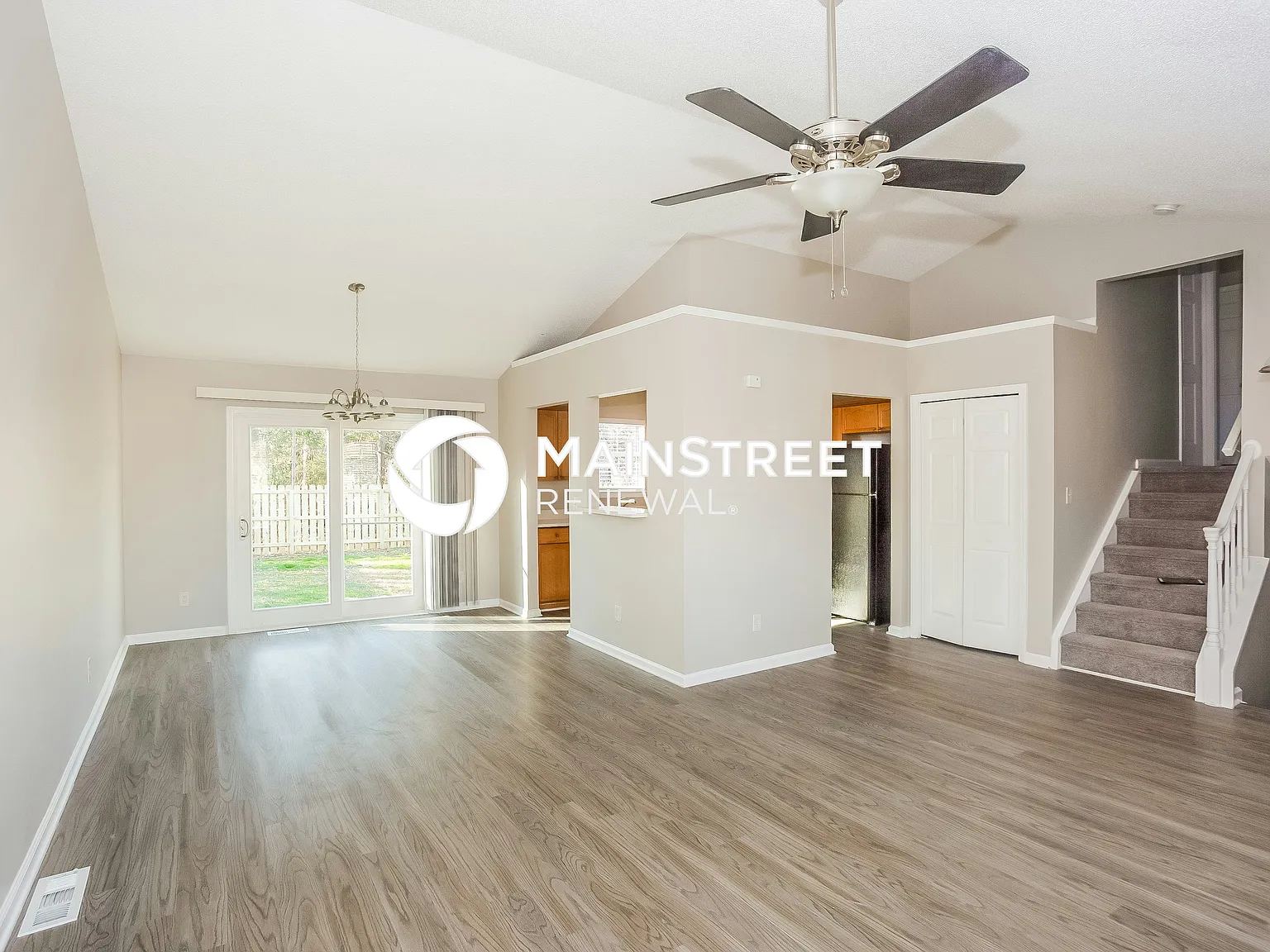 1500 Jeffrey Bryan Dr — Photo 4