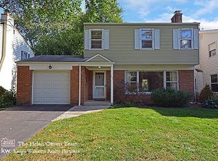 333 S Stratford Rd, Arlington Heights, IL 60004