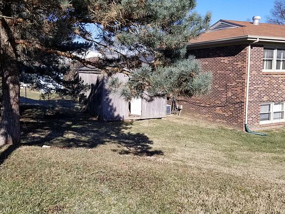 3rd image of 1852 Arundel Dr #B