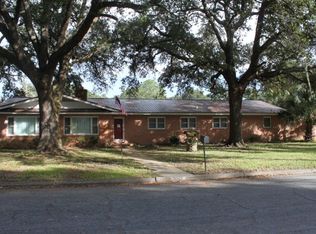 3003 Sherwood Dr, Brunswick, GA 31520