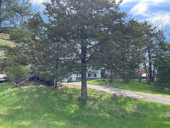 3rd image of 26315 Fremont Dr