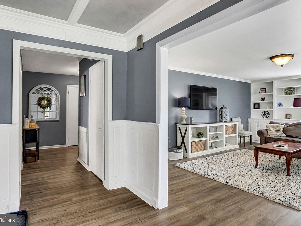 104 E Marble St, Mechanicsburg, PA 17055 Zillow