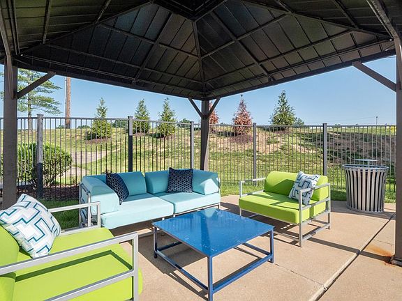 5th image of 1360 Park Ashwood Dr #1210K