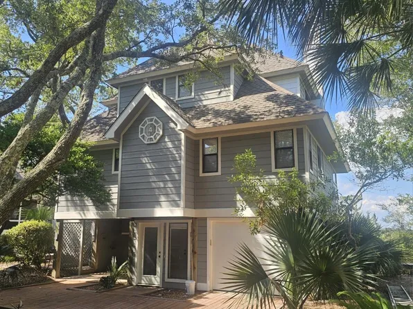 121 N Bald Head Wynd Unit 4, Bald Head Island, NC 28461
