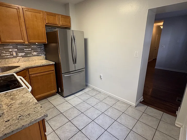 5527 Pulaski Ave #1 — Photo 6