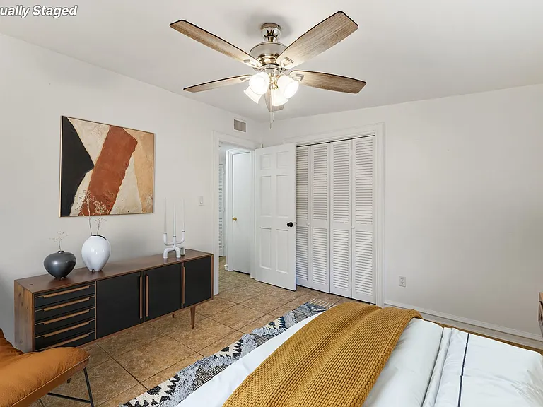 211 N Lipona Rd — Photo 12