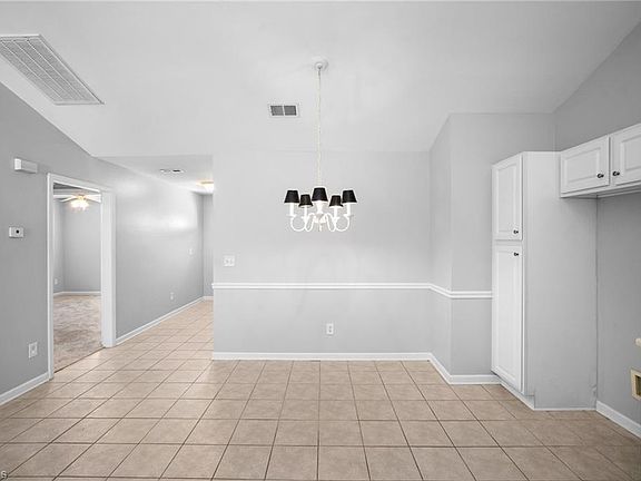 5th image of 1340 Bayswater Dr