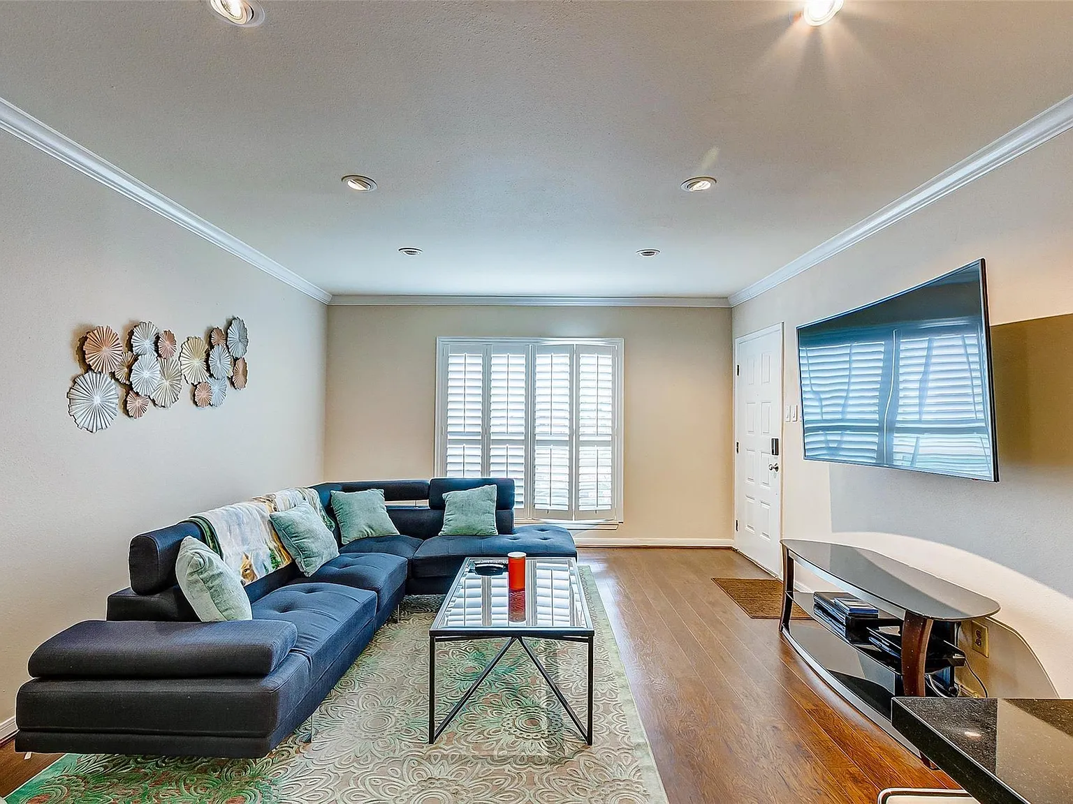 1800 Stoney Brook Dr — Photo 1