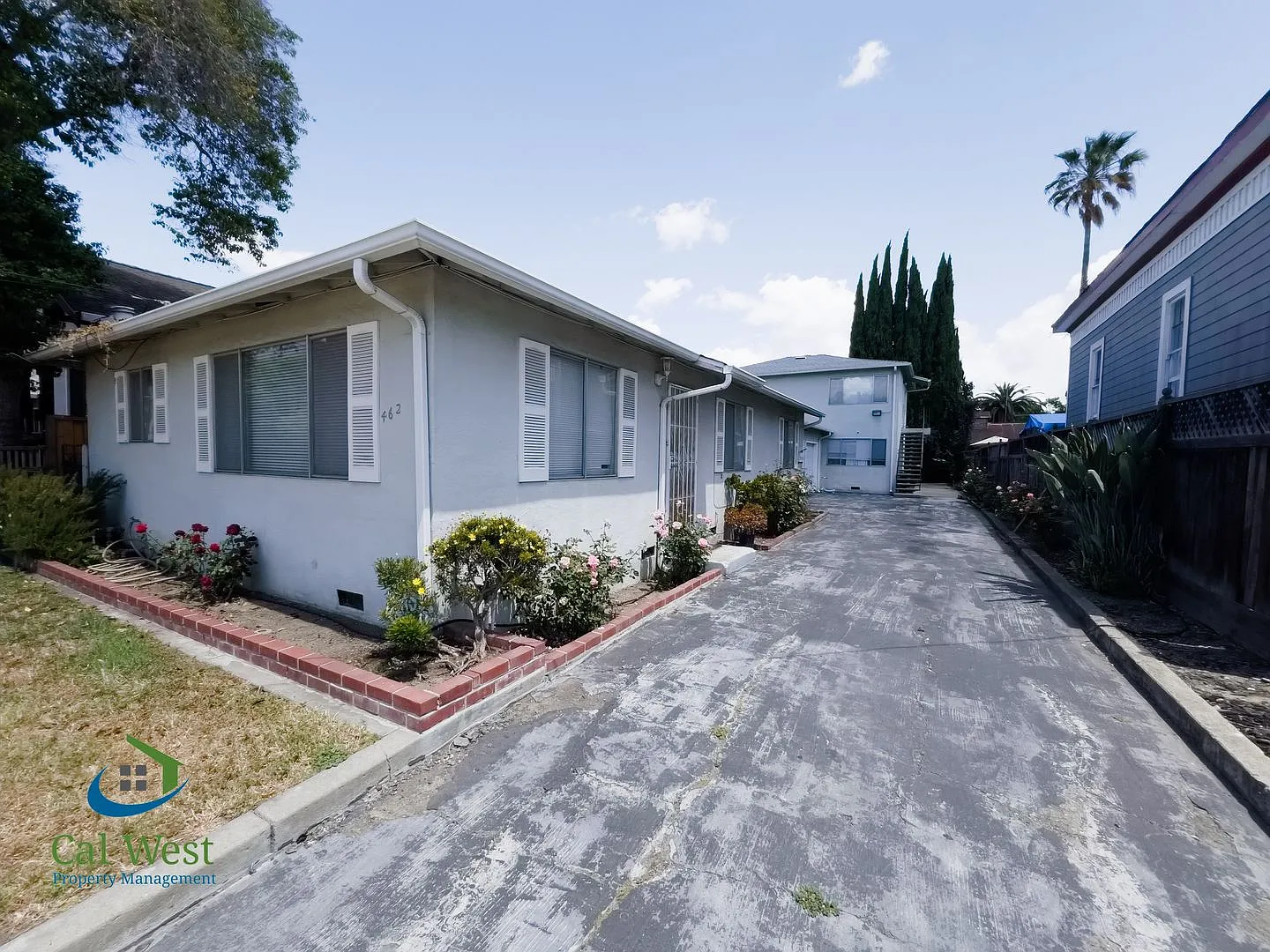 $2895 - Cozy 2/1 in the heart of Downtown San Jose — Photo 2