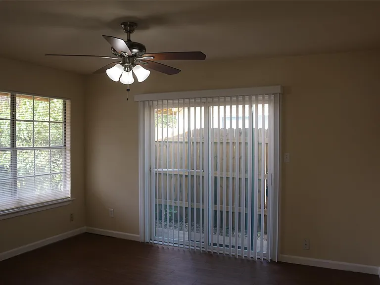 1705 Walnut St #3 — Photo 6
