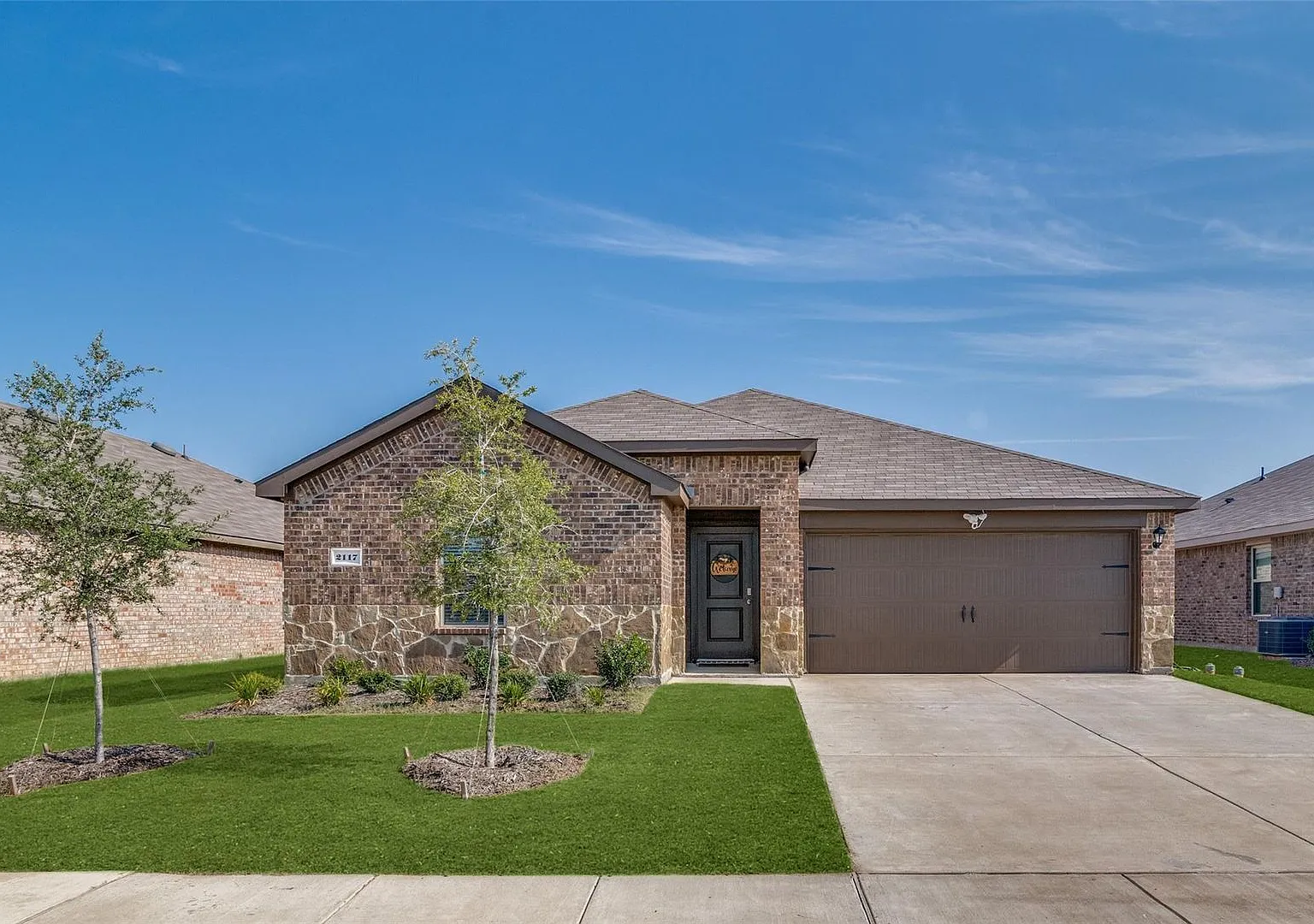 Bright, Open & EfficientPerfect Home for Modern Living! — Photo 1