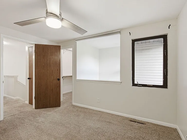 8457 Bubbling Springs Dr — Photo 19
