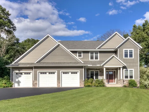 S4553 Bartusch Rd, Eau Claire, WI 54701