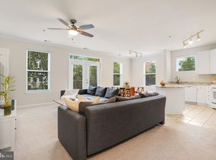 9486 Virginia Center Blvd UNIT 102, Vienna, VA