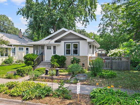 3rd image of 3609 36th Ave S