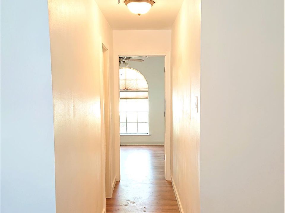 1st image of 4109 Keele Dr