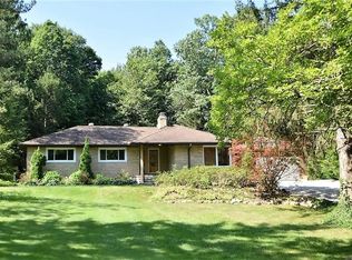 7238 Herrick Park Dr, Hudson, OH