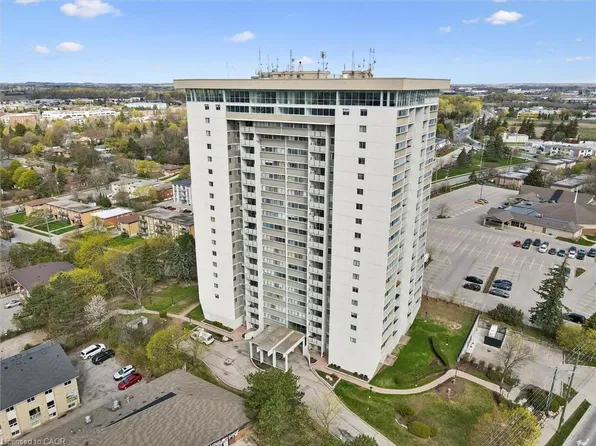 375 King St N #1406, Waterloo, ON N2J 4L6