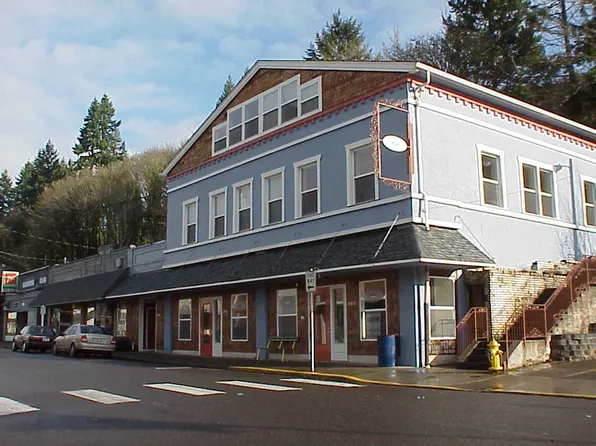 300 NE 1st St #2A, Winlock, WA 98596