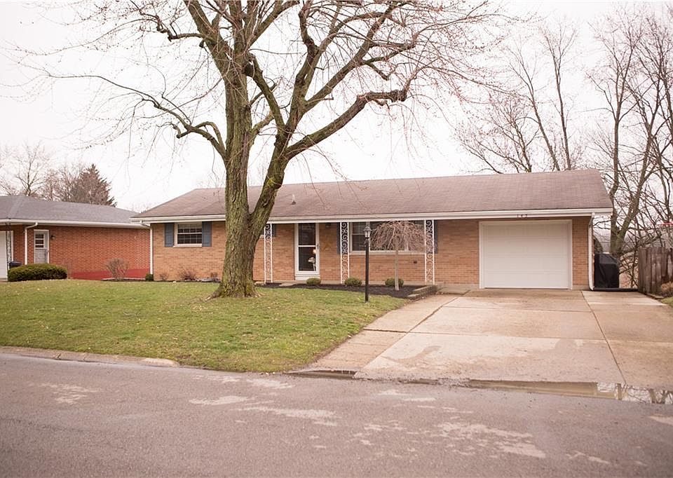 1st image of 143 Eastwood Dr
