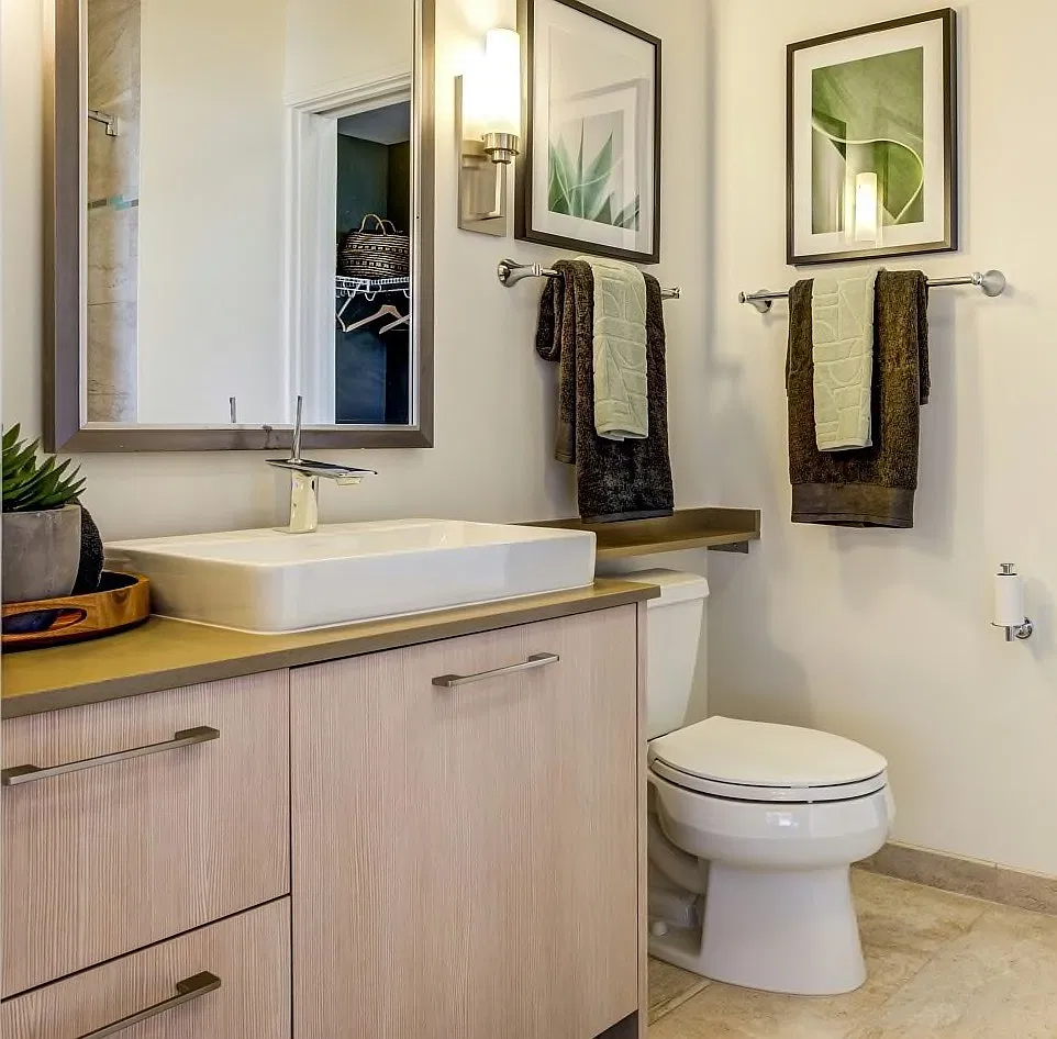 Studio, 546 sqft, $2,170 — Photo 3