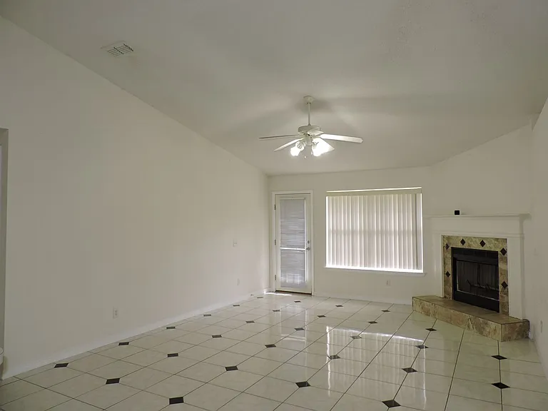 1781 Silas Cir — Photo 6
