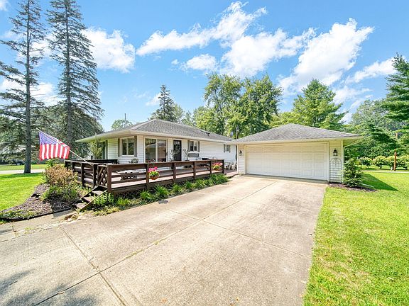 4th image of 6126 Crest Rd