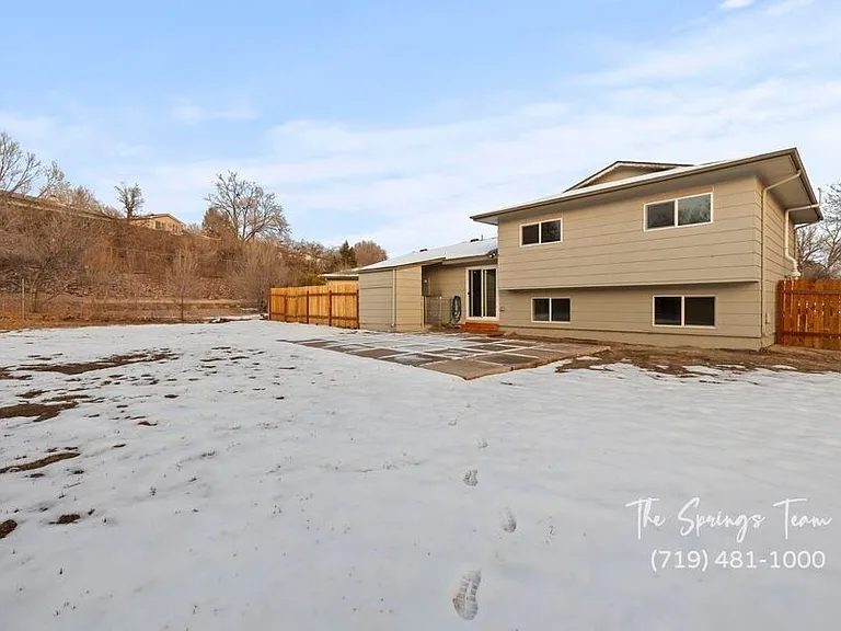 210 Kilmer Ct — Photo 44