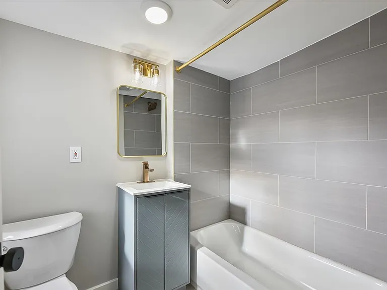 143 Johnston Ave #2 — Photo 7