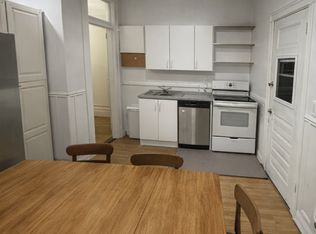 11 Euston St, Brookline, MA 02446