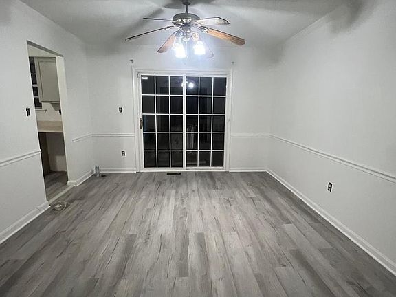 2nd image of 6204 Cipriano Rd