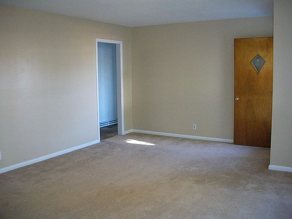 3rd image of 207 S Idaho Ave